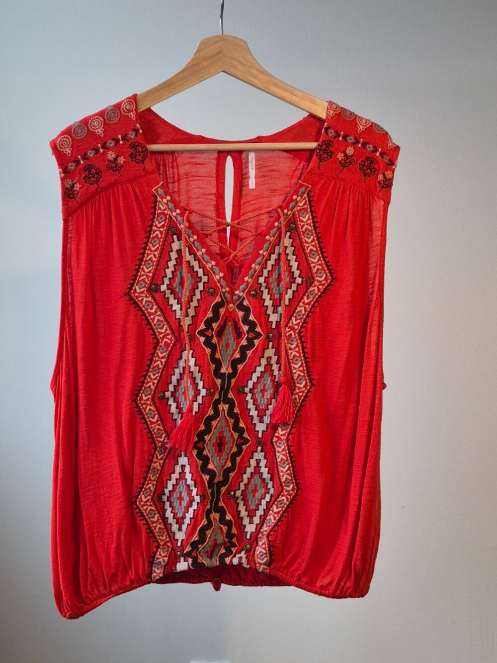 Free People Blouse Women’s XS Red Embroidered Open Back Boho Festival
